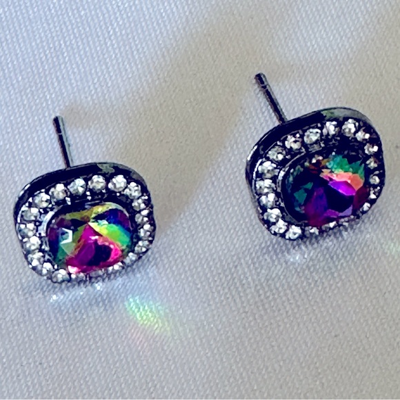 Multicolour Square Shape Crystal/Cubic Zirconia Stud Earrings. - Picture 5 of 6